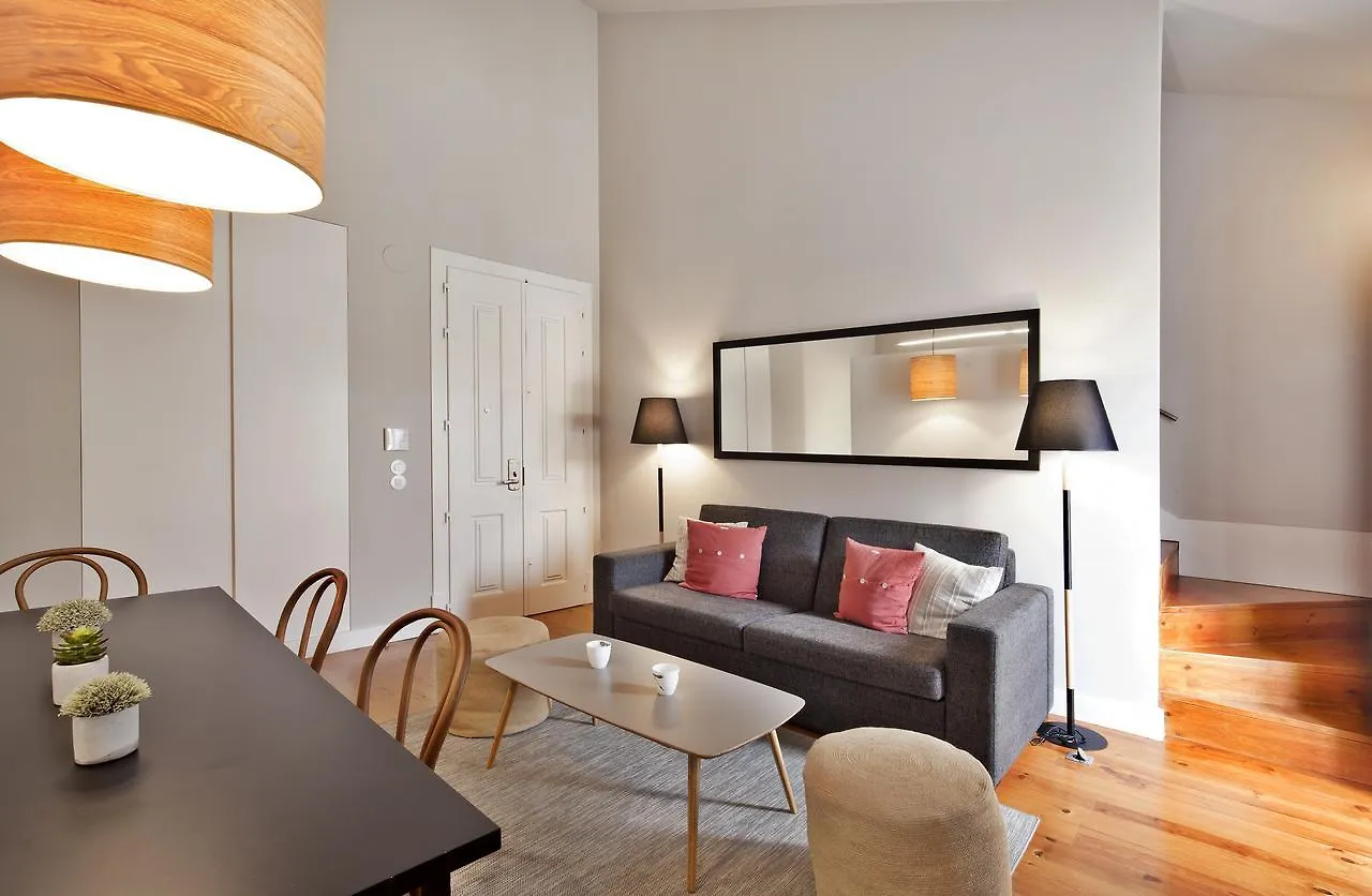 Lisbon Five Stars Apartments Combro 7
